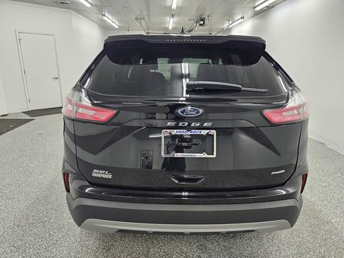 Used 2024 Ford Edge SEL w/ Convenience Package AWD/4WD image 5