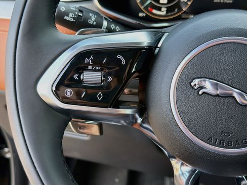 New 2026 Jaguar F-PACE R-Dynamic S AWD/4WD image 38