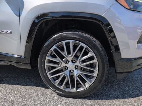 Used 2023 Jeep Compass Limited w/ Elite Group AWD/4WD image 12