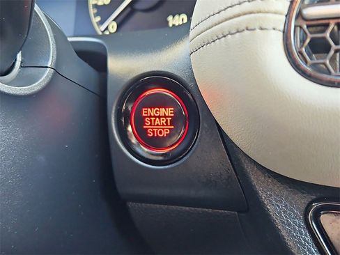 Certified 2024 Honda HR-V EX-L image 21