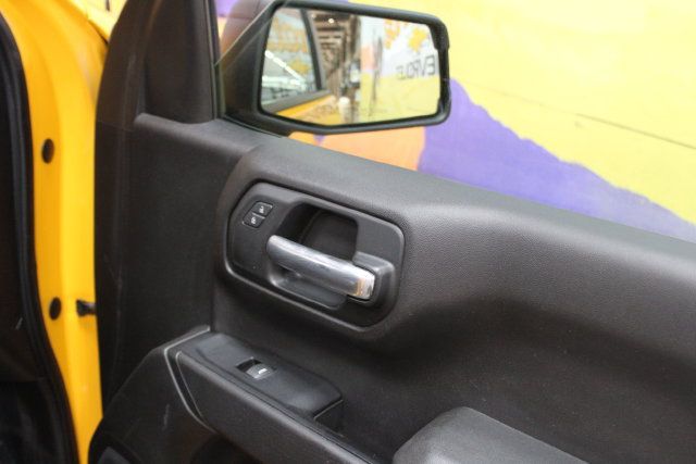 Used 2019 Chevrolet Silverado 1500 W/T w/ WT Convenience Package AWD/4WD image 11