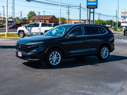 Used 2024 Honda CR-V EX image 3