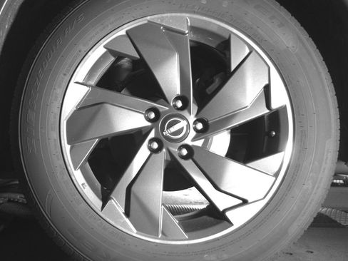 Used 2025 Nissan Rogue SV FWD image 14