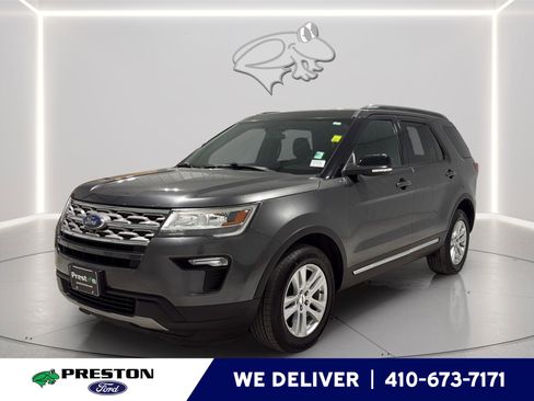 Certified 2018 Ford Explorer XLT w/ Equipment Group 201A AWD/4WD image 1