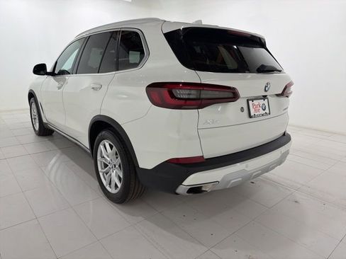 Certified 2023 BMW X5 xDrive40i w/ Premium Package AWD/4WD image 3