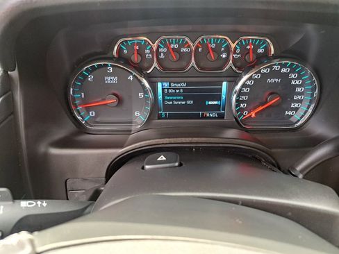 Used 2019 Chevrolet Tahoe LT image 12