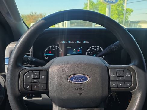 Used 2023 Ford F550 4x4 Crew Cab Super Duty image 18