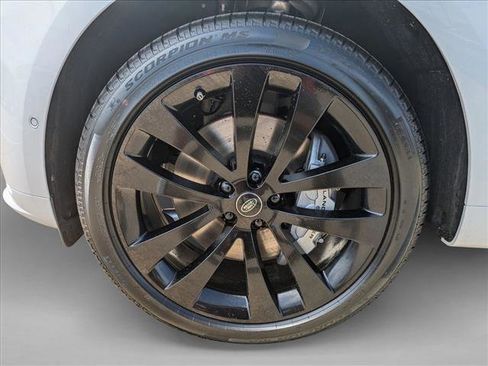 New 2025 Land Rover Range Rover Sport Dynamic SE image 10