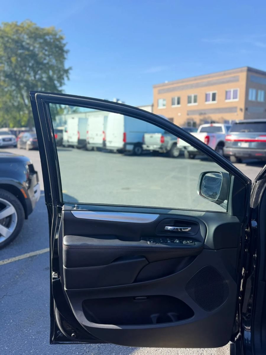 Used 2019 Dodge Grand Caravan GT FWD image 9