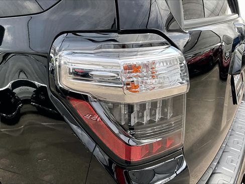 Used 2019 Toyota 4Runner Limited AWD/4WD image 28