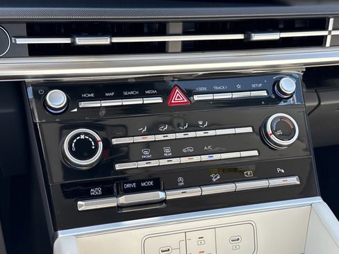 New 2026 Hyundai Santa Fe SE image 26