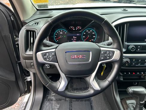 Used 2020 GMC Canyon SLE w/ Driver Alert Package image 22