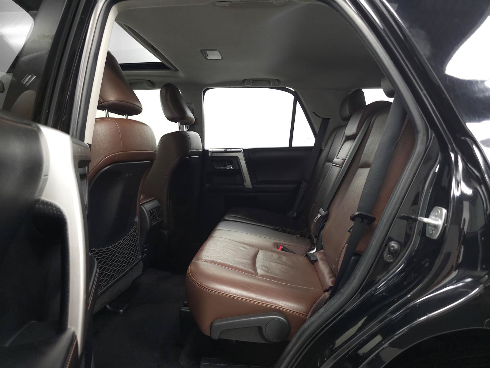 Used 2015 Toyota 4Runner Limited AWD/4WD image 9