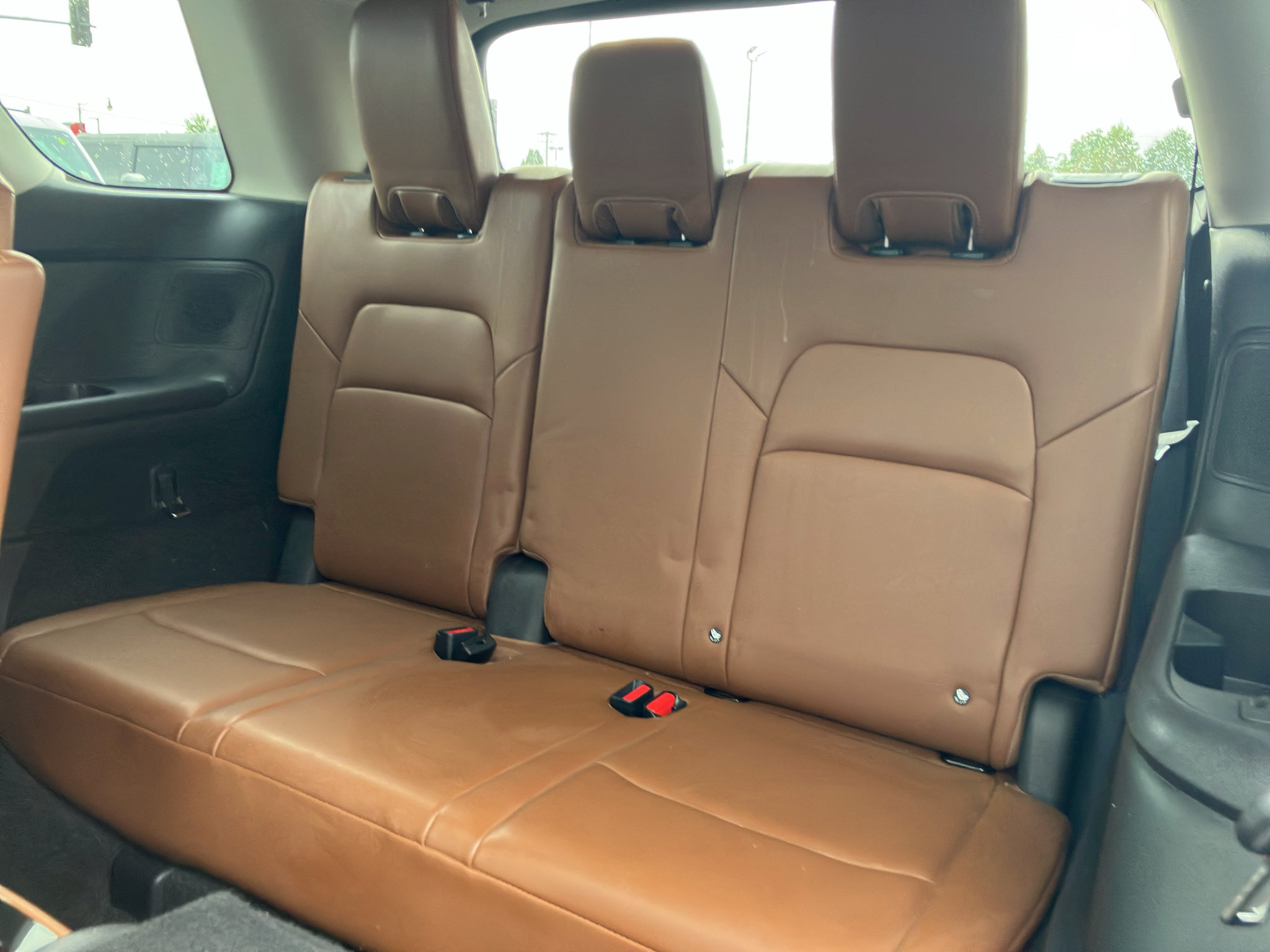 Used 2022 Nissan Pathfinder Platinum w/ Cargo Package AWD/4WD image 32