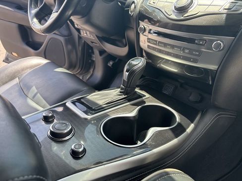 Used 2019 INFINITI QX60 Pure AWD/4WD image 9