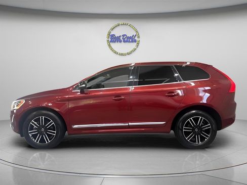 Used 2017 Volvo XC60 T5 Dynamic w/ Preferred Option Package AWD/4WD image 2