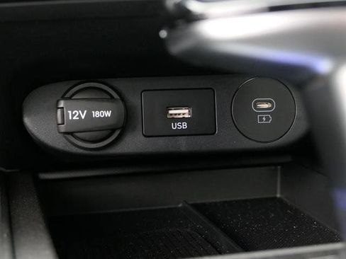 New 2025 Hyundai Elantra SEL image 20