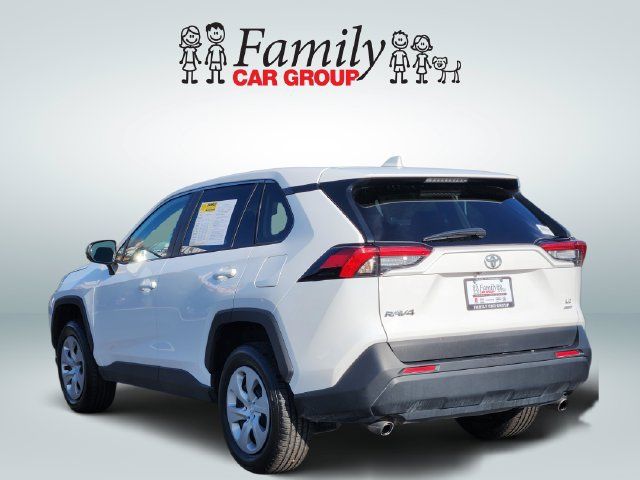 Certified 2025 Toyota RAV4 LE AWD/4WD image 3