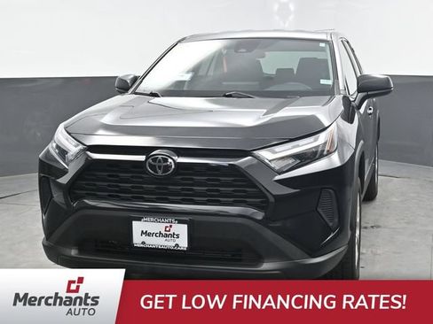 Used 2024 Toyota RAV4 LE AWD/4WD image 2
