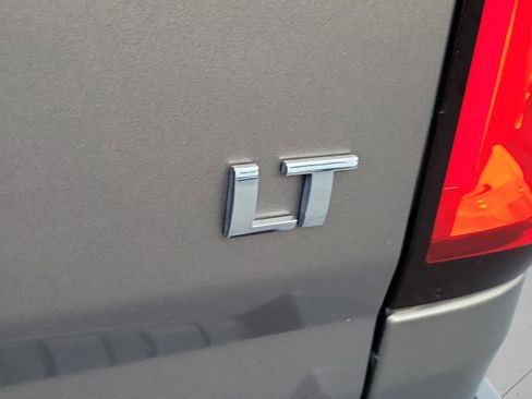 Used 2017 Chevrolet Colorado LT w/ LT Convenience Package image 32