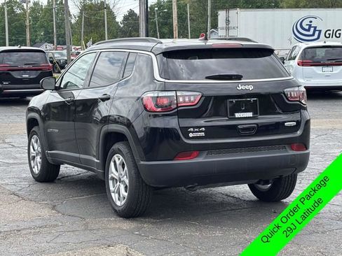 New 2026 Jeep Compass Latitude AWD/4WD image 9