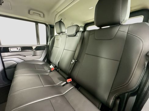 New 2026 INEOS Grenadier Fieldmaster Edition image 37