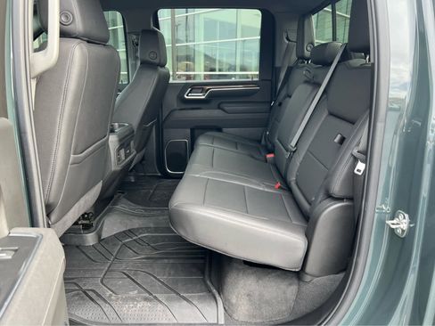 Used 2025 Chevrolet Silverado 2500 LT w/ Trail Boss Package image 25