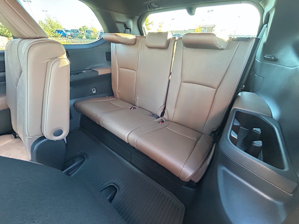 Used 2026 Toyota Grand Highlander AWD Hybrid image 26