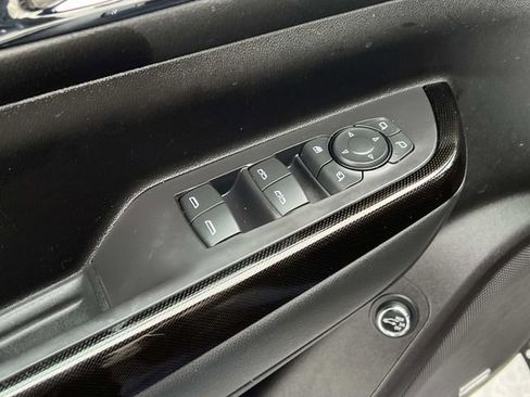 Certified 2022 GMC Acadia AT4 w/ Technology Package image 19