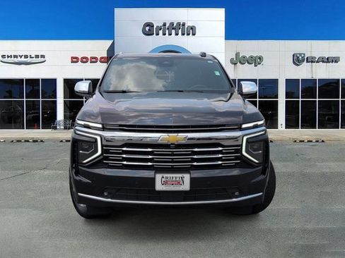 Used 2025 Chevrolet Tahoe Premier RWD image 12
