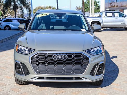 Used 2024 Audi Q5 2.0T Premium image 2