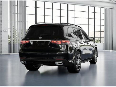 New 2026 Mercedes-Benz GLS 580 4MATIC image 23