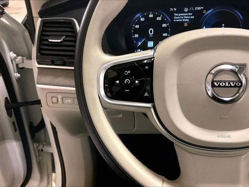 Used 2022 Volvo XC90 T8 Inscription w/ Lounge Package image 22