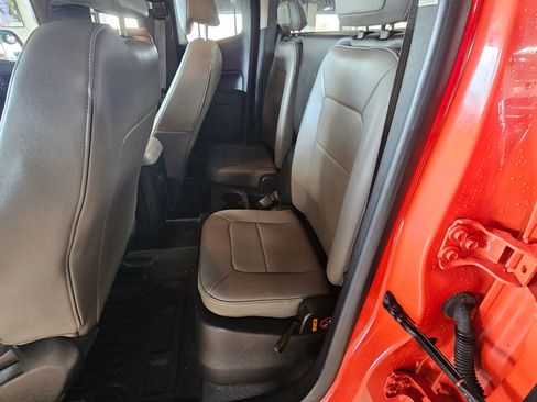 Used 2019 Chevrolet Colorado W/T w/ WT Convenience Package image 16