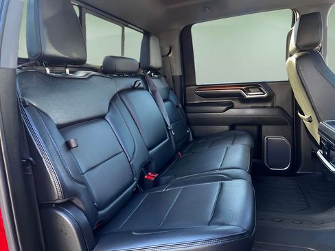 Used 2024 GMC Sierra 2500 Denali w/ Denali Reserve Package image 32