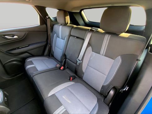 Used 2026 Chevrolet Blazer LT FWD image 21
