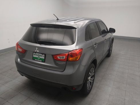 Used 2016 Mitsubishi Outlander Sport ES FWD image 9