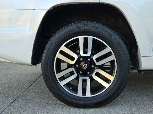 Used 2016 Toyota 4Runner Limited AWD/4WD image 35