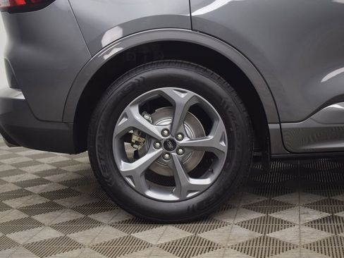 Used 2024 Ford Escape ST-Line image 31