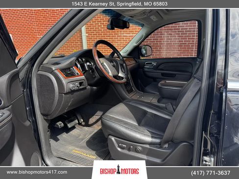 Used 2012 Cadillac Escalade Platinum image 10