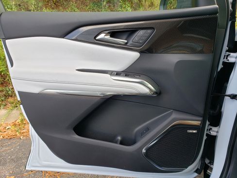 New 2026 Chevrolet Traverse High Country w/ LPO, Floor Liner Package image 13