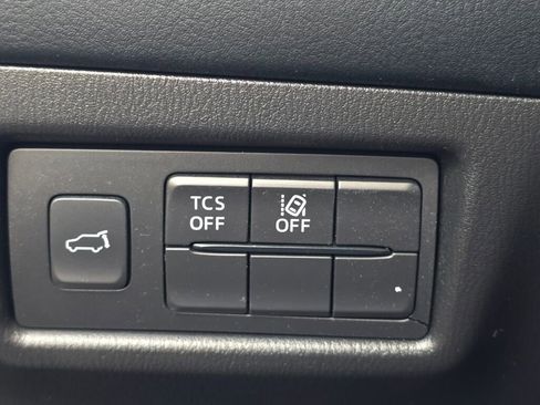 Used 2018 MAZDA CX-5 Touring w/ Preferred Equipment Package image 25