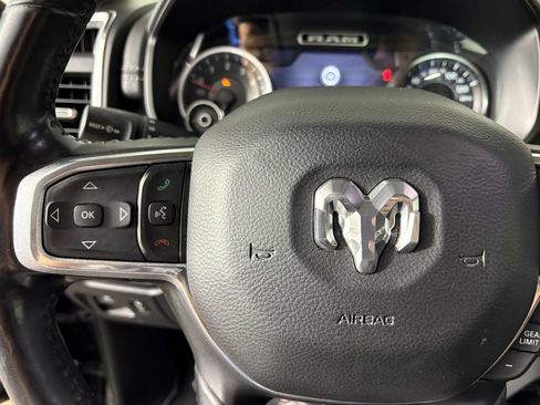 Used 2019 RAM 1500 Laramie AWD/4WD image 24