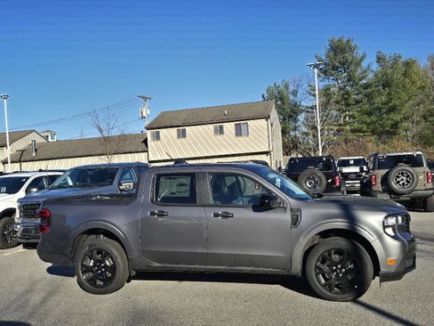 New 2025 Ford Maverick XLT w/ XLT Luxury Package AWD/4WD image 2