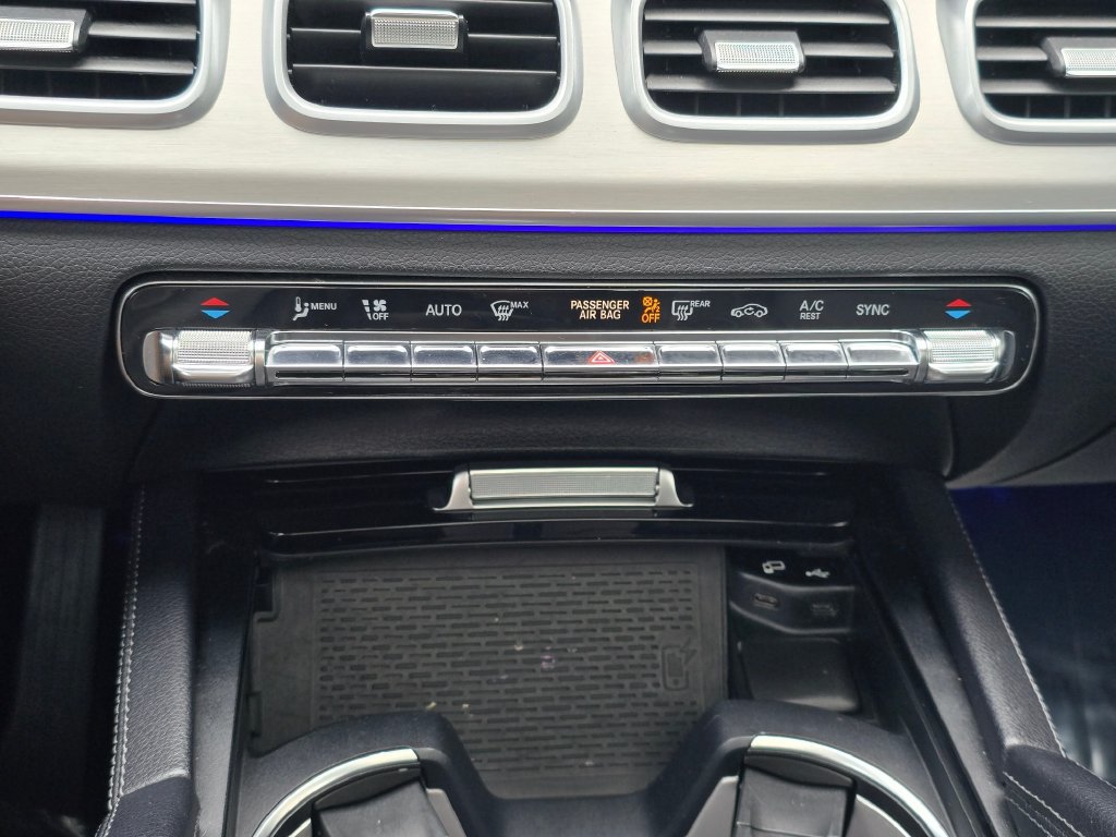 Used 2020 Mercedes-Benz GLS 450 4MATIC image 28