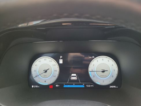 Used 2024 Hyundai Palisade Limited FWD image 24
