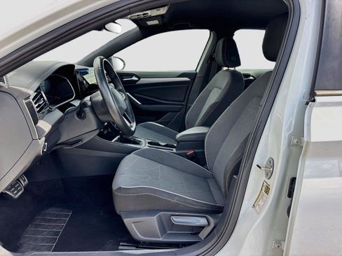 Used 2025 Volkswagen Jetta Sport FWD image 23