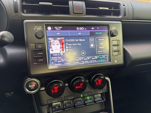 Used 2023 Toyota GR86 10th Anniversary SE image 14