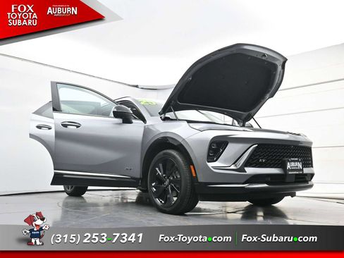 Used 2025 Buick Envision Sport Touring AWD/4WD image 38