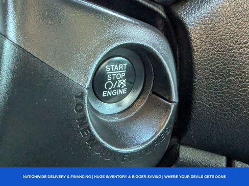 Used 2017 Jeep Renegade Latitude w/ Safety & Security Group image 37